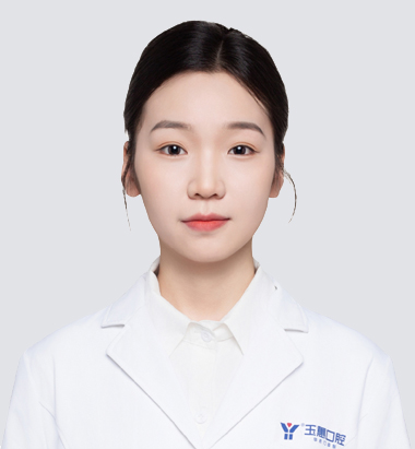 陈　静丨医师